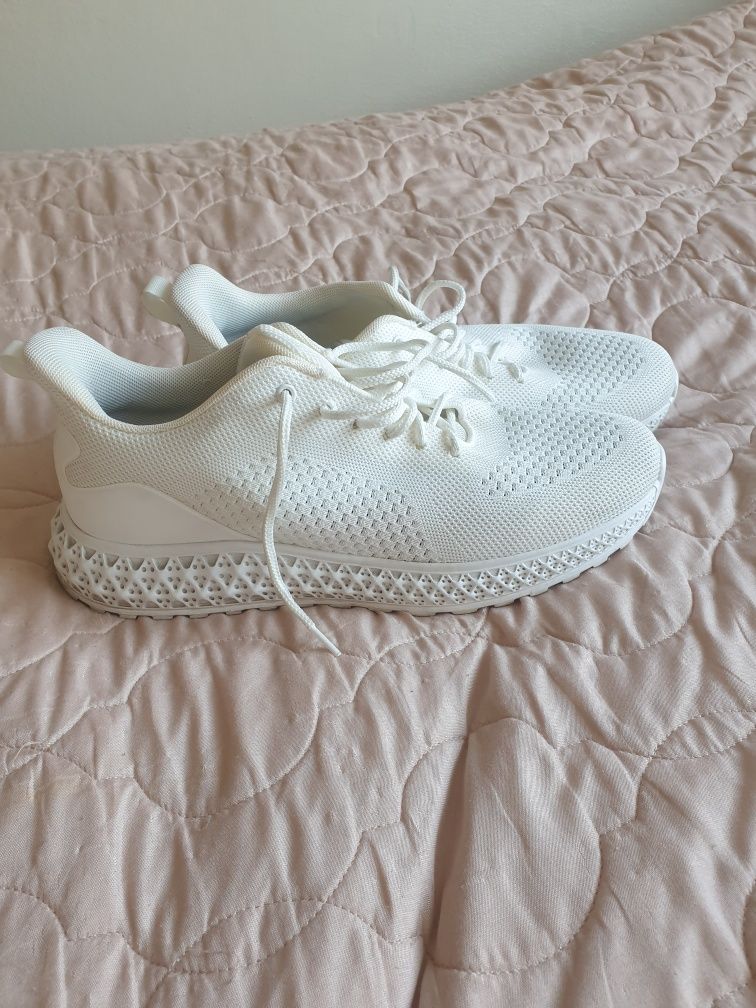 Buty sneakersy męskie Sprandi na lato 47