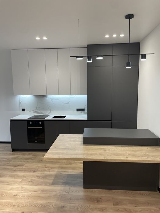 Кухня. Кухні шафи купе на замовлення. Проект монтаж гарантiя.