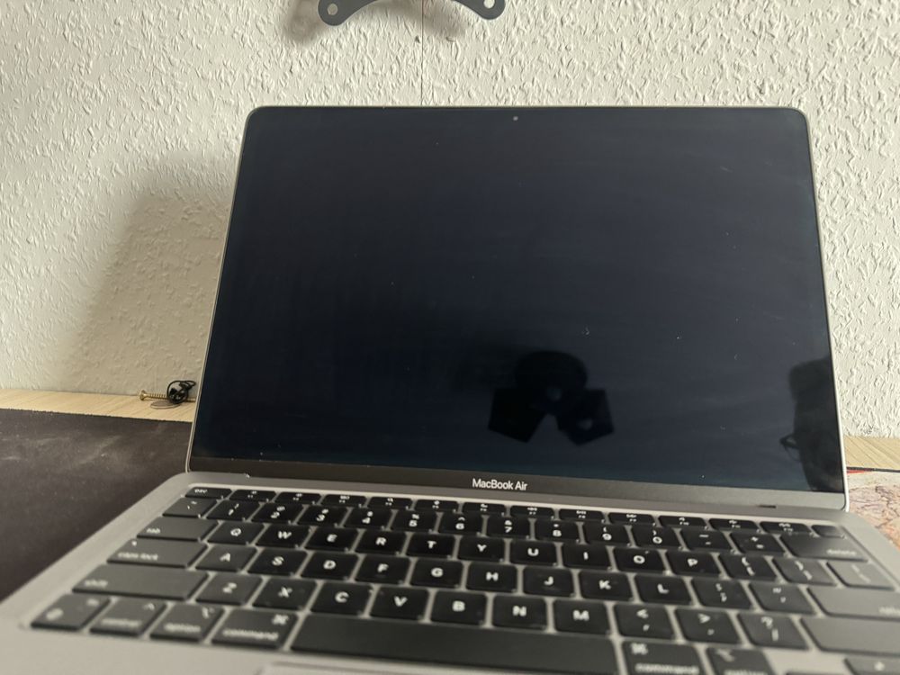 Macbook air m1 256/8gb