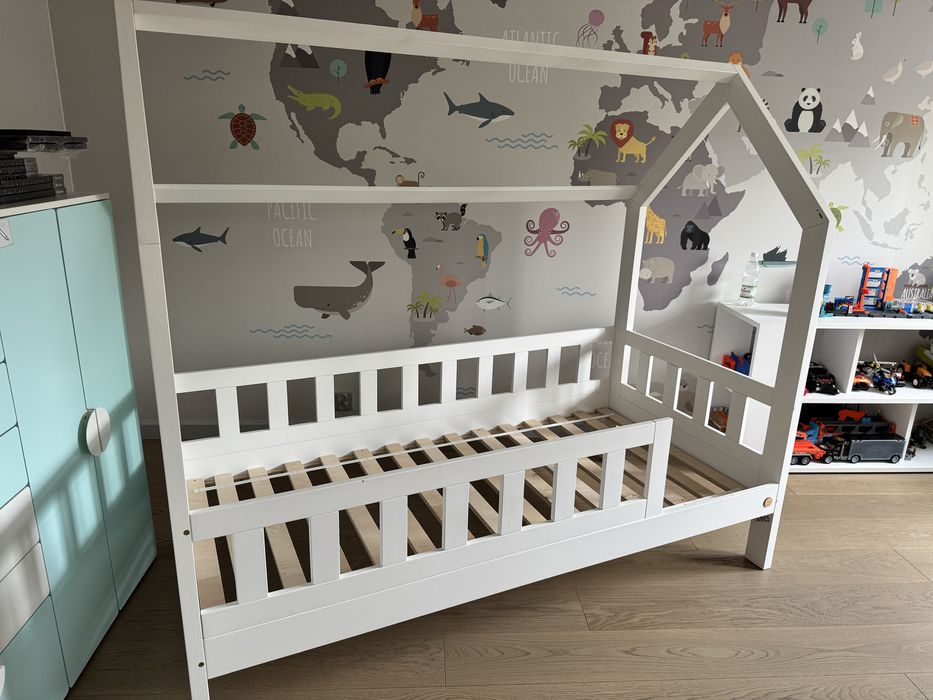 Łóżko domek z szufladą 90 x 190 białe solidne dla dziecka