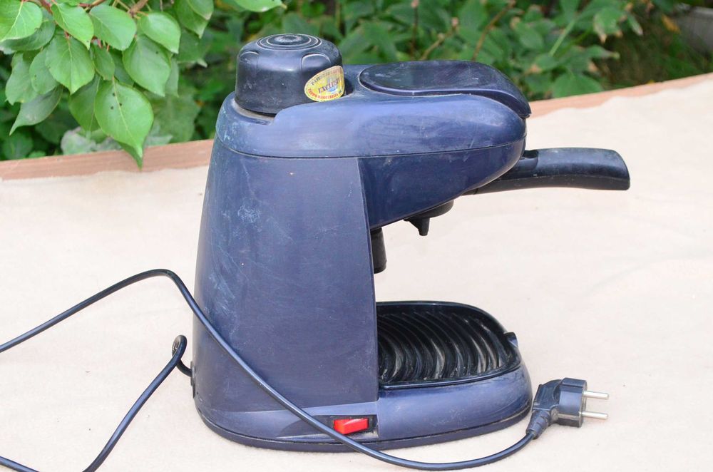 DeLonghi EC5 кофемашина рожковая каппучинатор кавоварка рожкова