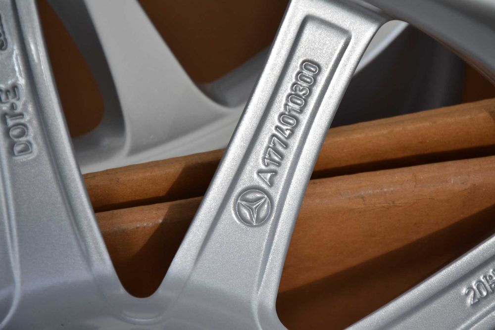 Felgi Skoda Karoq Octavia III IV Superb Yeti 17" VW Passat B7 B8 GOLF