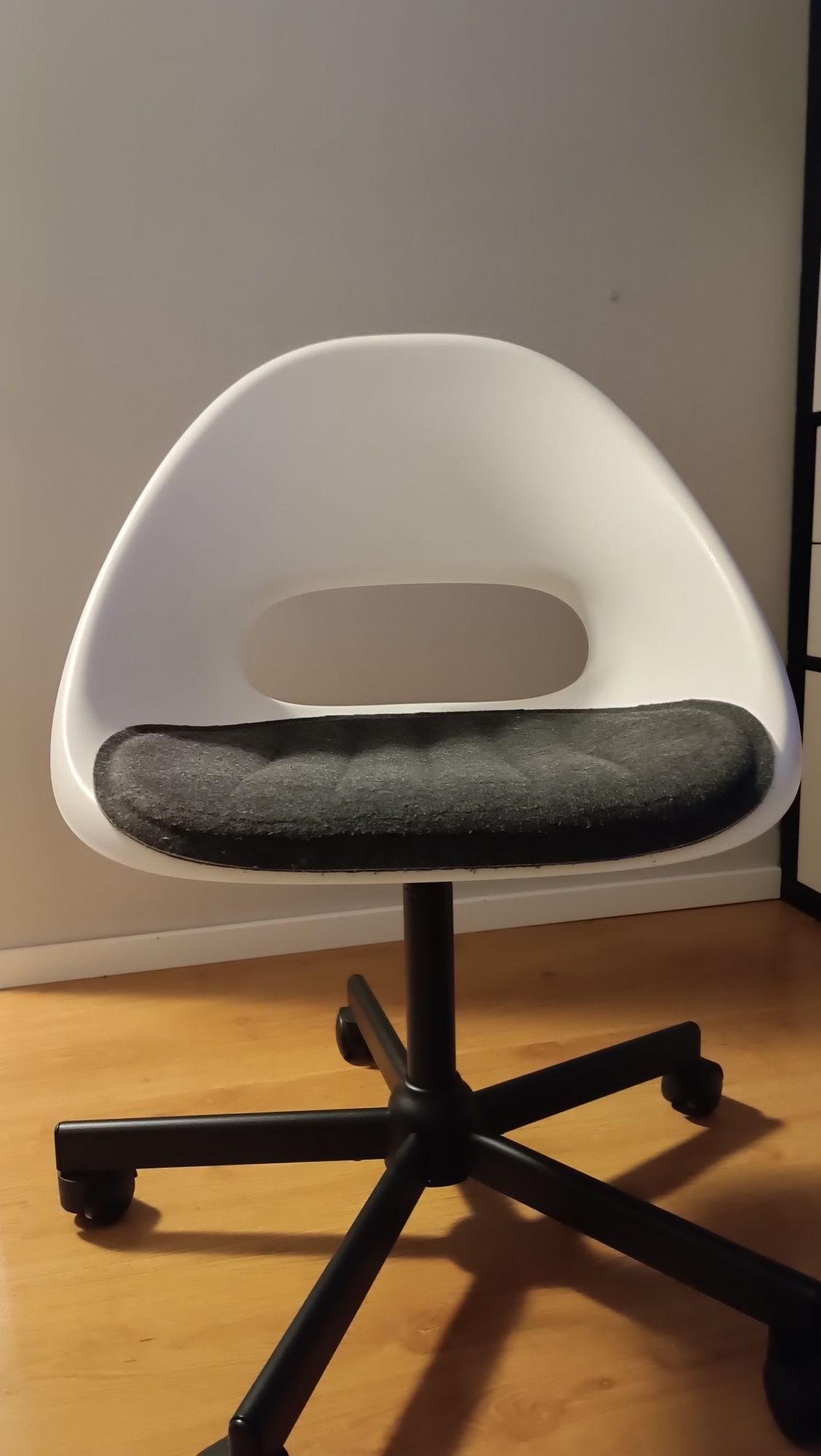 Krzesło obrotowe Ikea Loberget/Malskär