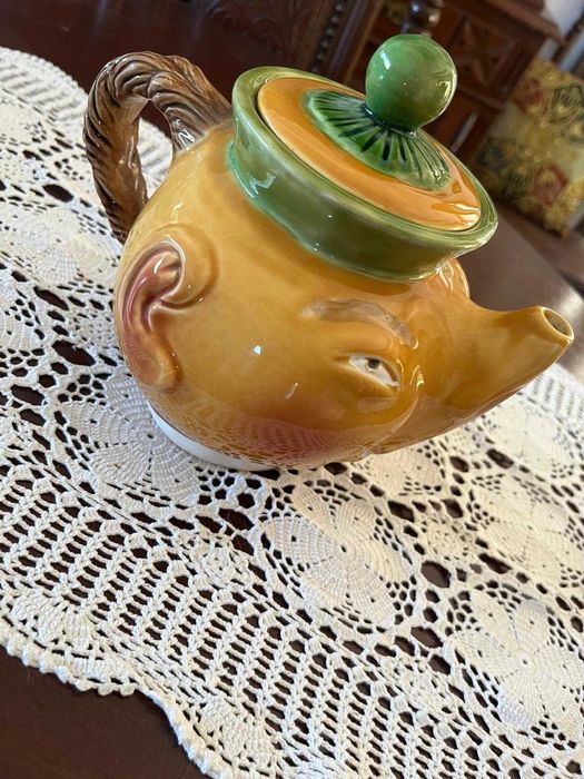 Bule Arte Bordalo Caldas Cabeça de Chinês