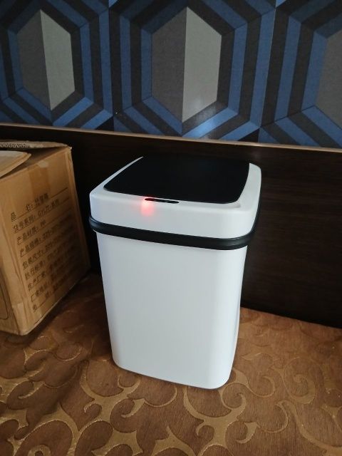 Kosz na Śmieci Automatyczny Bezdotykowy 12l Baterie do Łazienki Kuchni