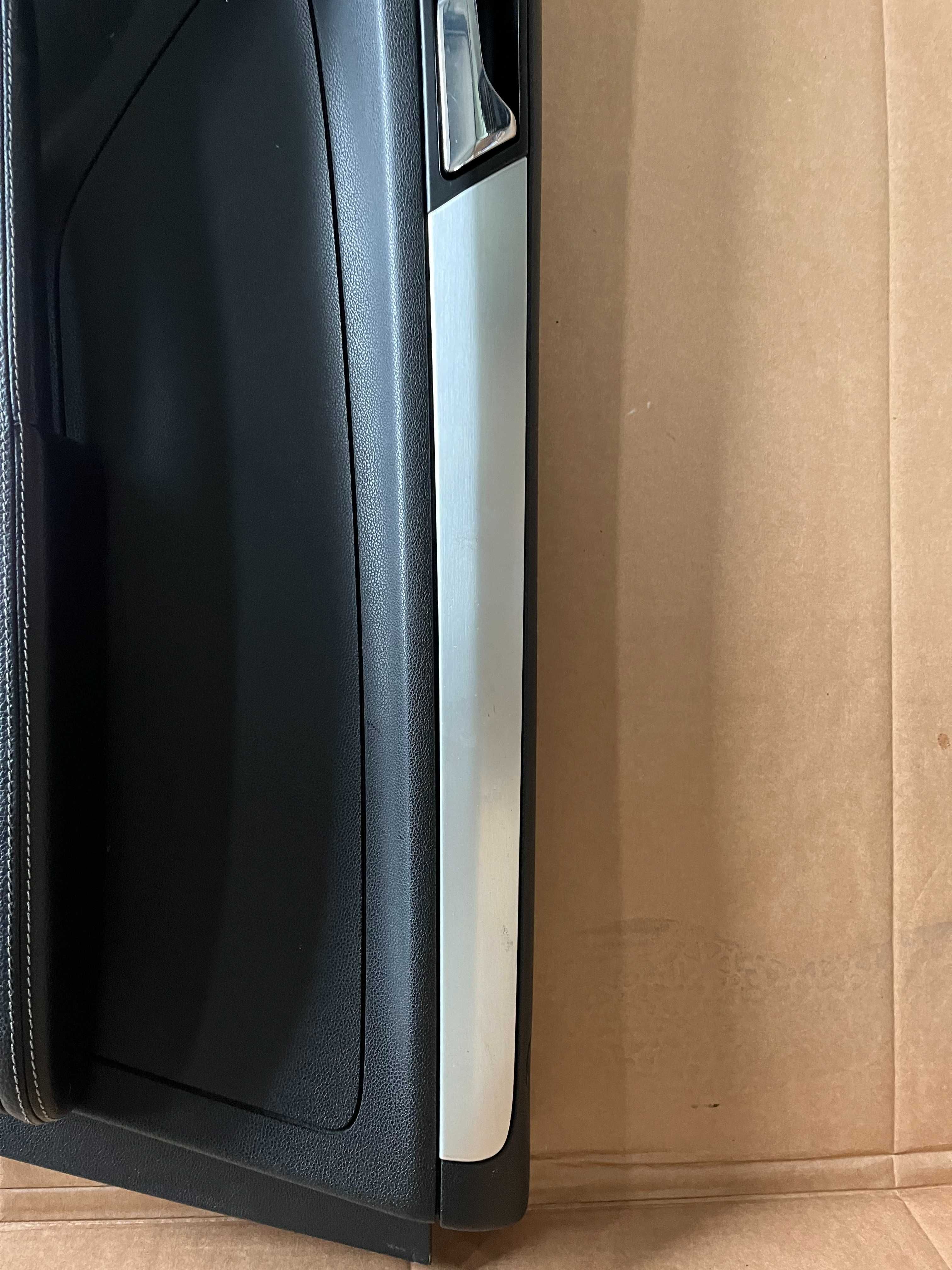 Boczek tapicerka drzwi przód lewy prawy Mercedes Ml W164