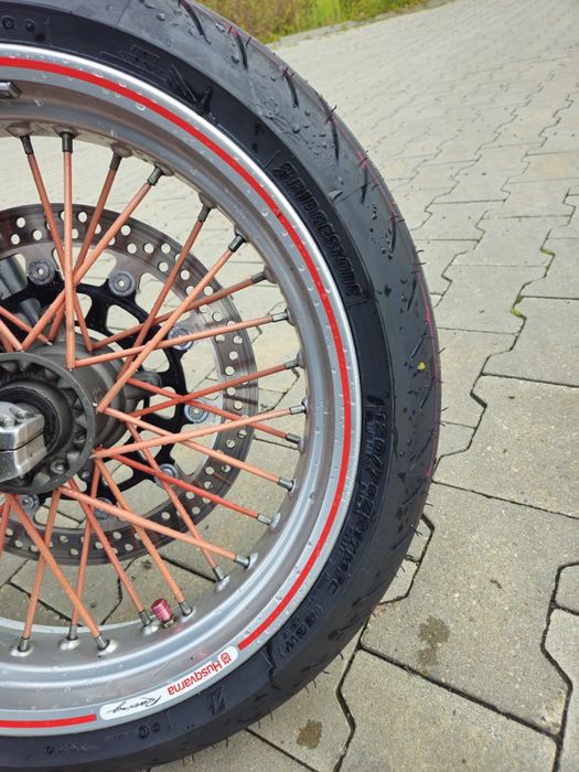 Husqvarna sms 630 supermoto