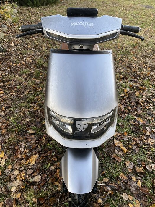 Електроскутер макстер люміна 1.5 квт