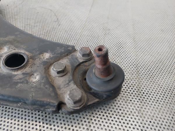 Braço de suspensão frente direito MERCEDES-BENZ Classe A (W169)