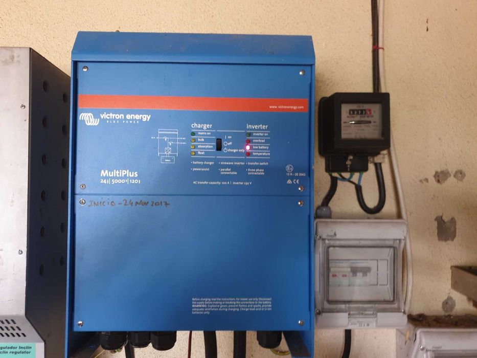 Inversor Carregador Victron  Multiplus 24/5000