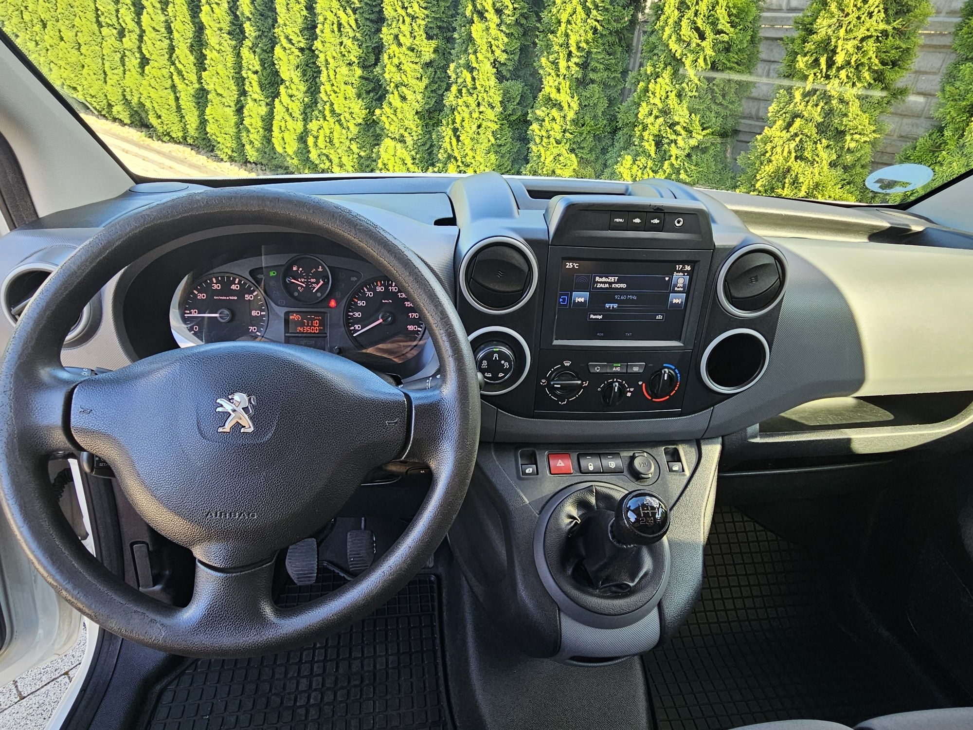 Peugeot Partner 1.6 HDI wersja 3 os. Long