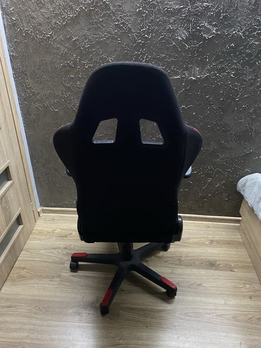 Fotel gamingowy ergonomiczny dxracer