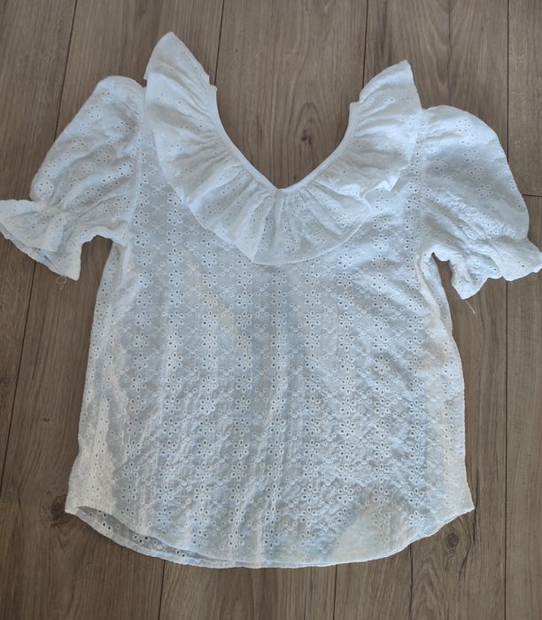 Damska ażurowa bluzeczka