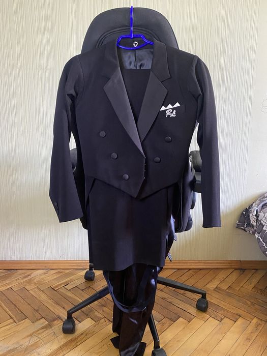 Фрак в гарному стані!!!