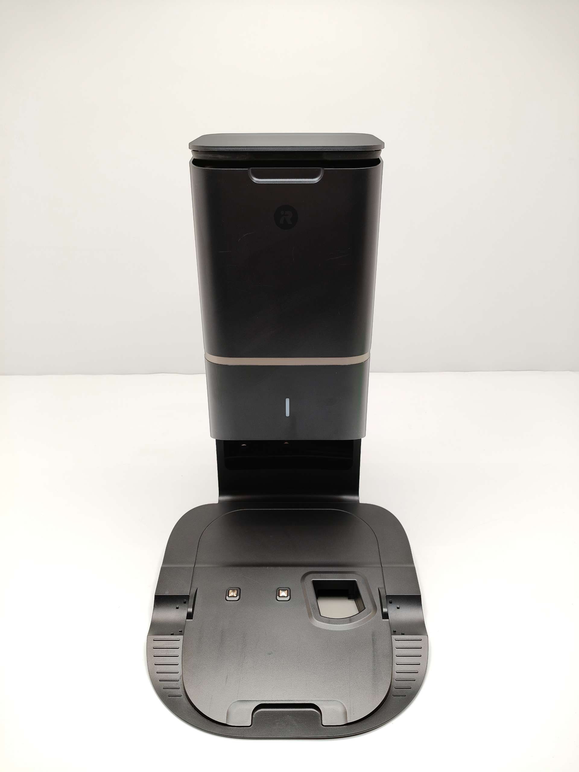 iRobot Roomba s9+ robot sprzątający ze stacją Clean Bas