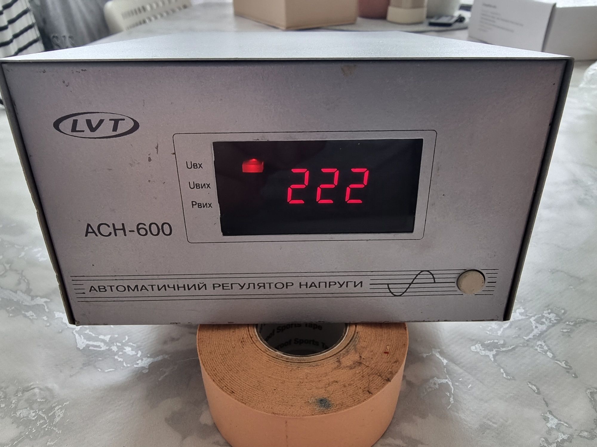 Стабілізатор напруги LVT ACH-600