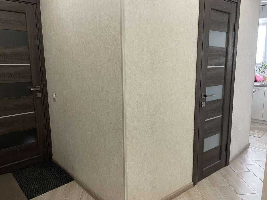 Продам 2-кімн. Машинобудівна вул. 24, 46 м.кв