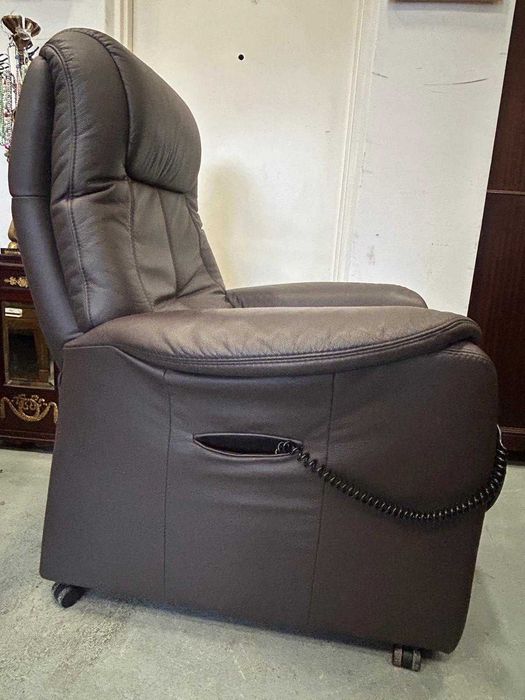 Fotel skórzany renomowanej firmy HUKLA