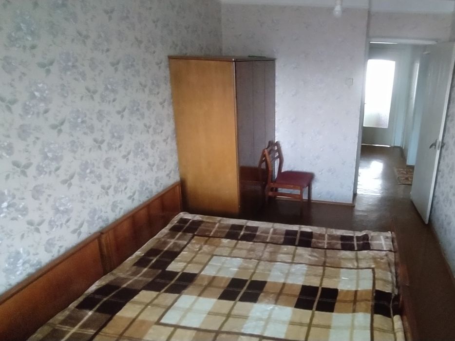 3к квартира біля Велесу, без оплати за ц/опалення.