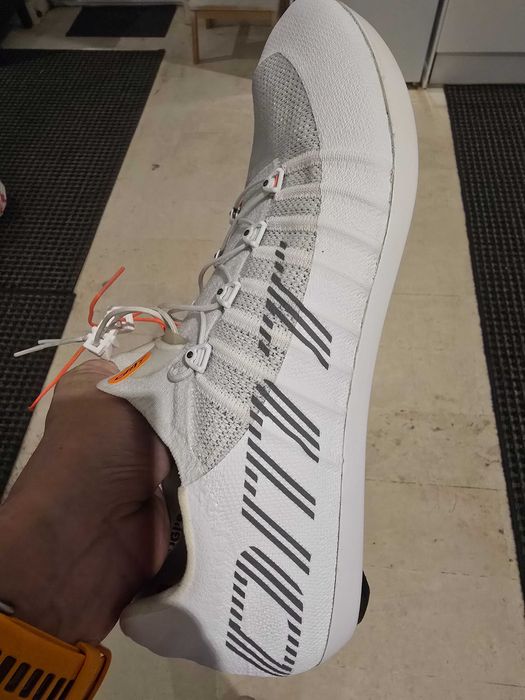 Sapatos estrada DMT KRSL POGIS