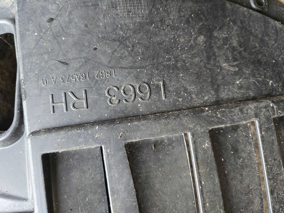 nadkole przód Land Rover Defender II 2020-