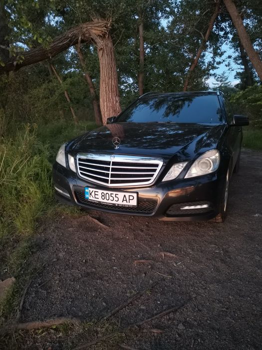 Продам Mercedes E200 W212