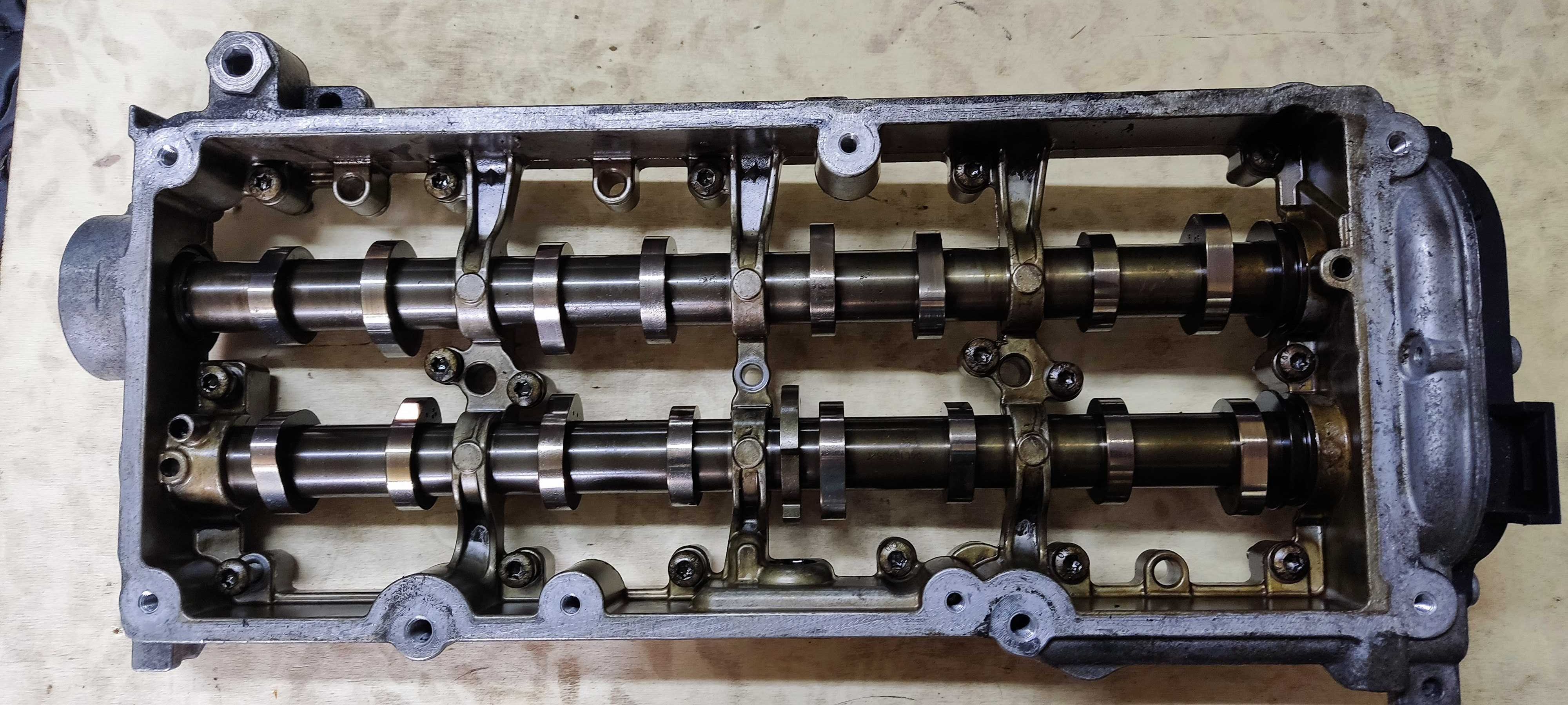 Wałki rozrządu vw audi 1.6TDI 2.0TDI 04L103292J 04L103308K