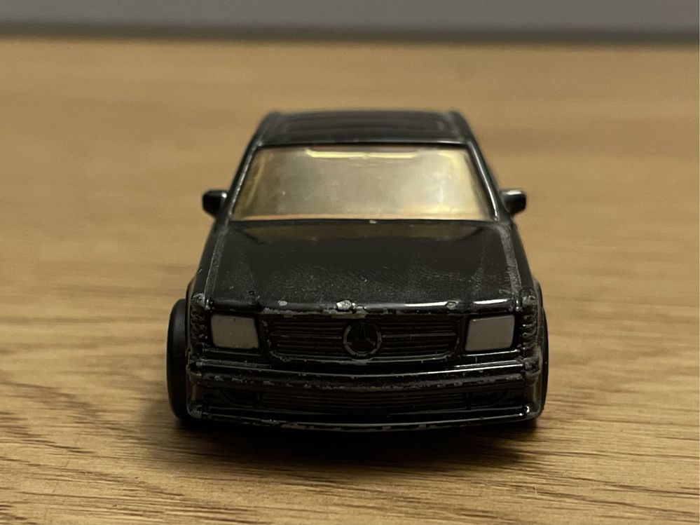 Matchbox mercedes 500 sec