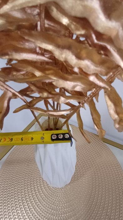 Jarra branca de plástico