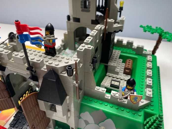 Lego Castle - Zamek 6081 Kings Mountain Fortress z instrukcja