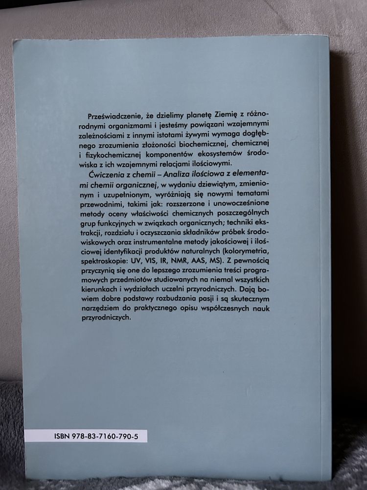 Ćwiczenia z chemii. Analiza ilościowa z elementami chemii organicznej