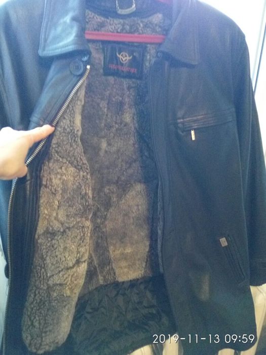 Продам кожанную куртку