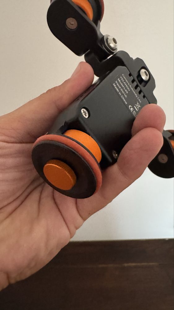 Dolly para DSLR ou smartphone com controlo remoto