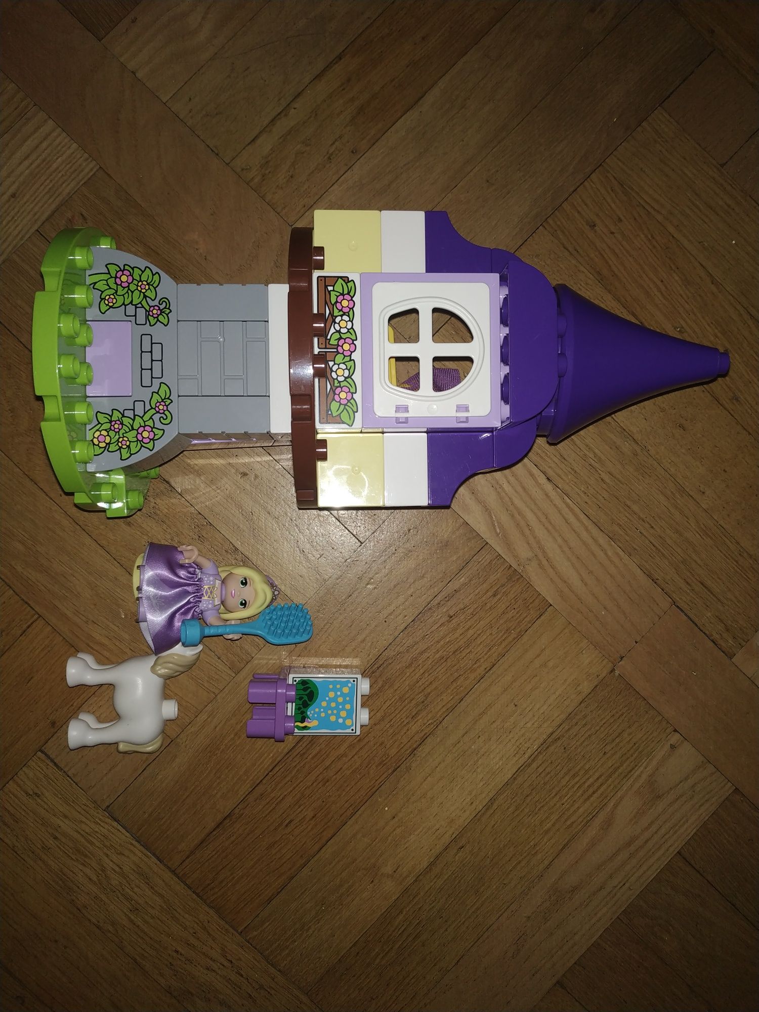 Конструктор Lego Duplo Башня Рапунцель (10878)