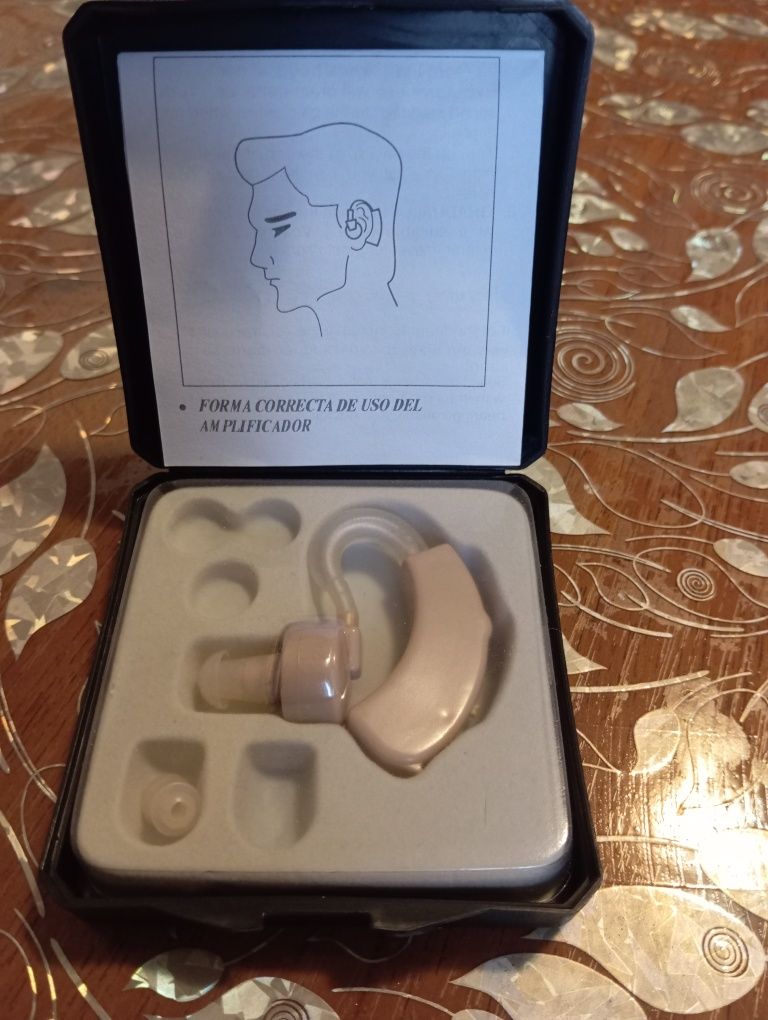 Слуховой аппарат новый