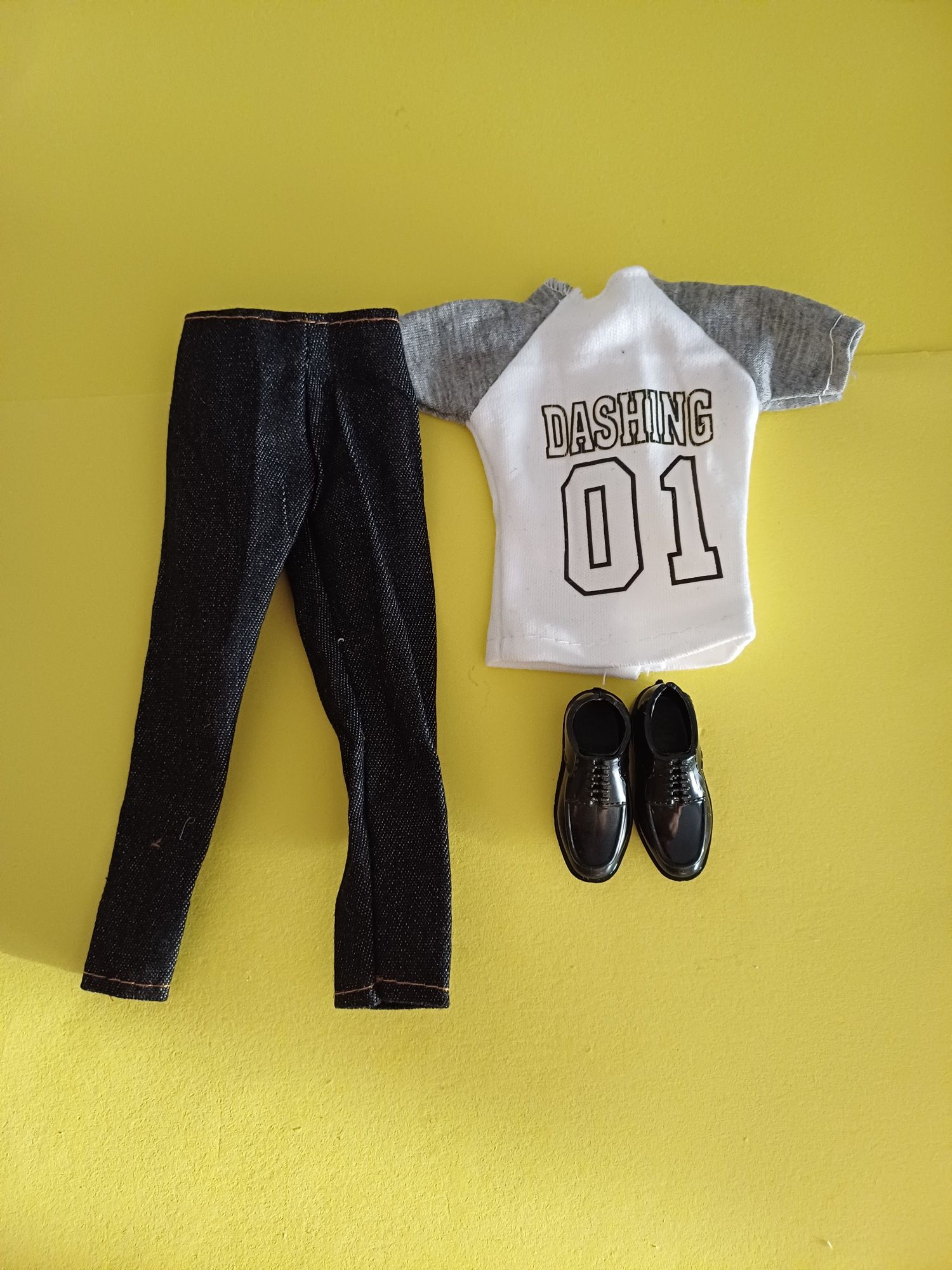 ken roupa nova. Vários modelos disponíveis. Novo.
