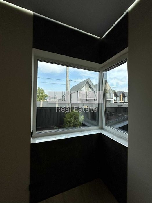 Продаж 4к будинку з дизайнерським ремонтом, Буча