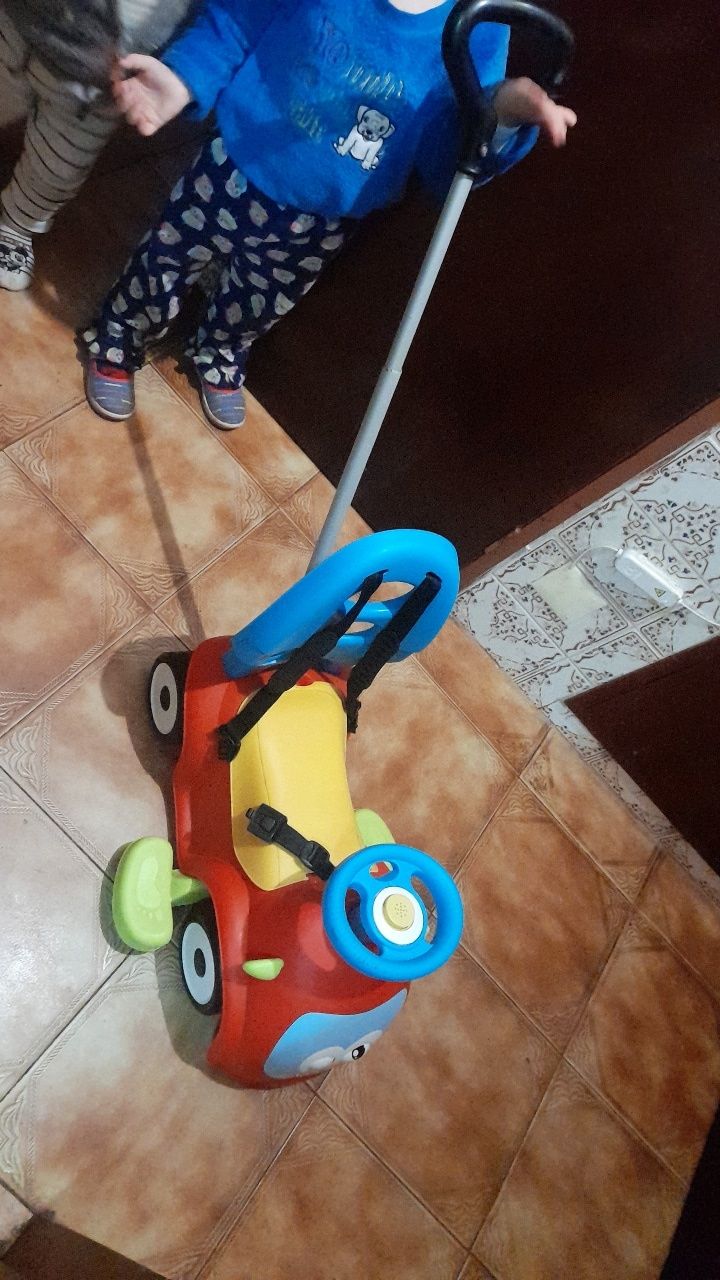 Carrinho de bebé passeio