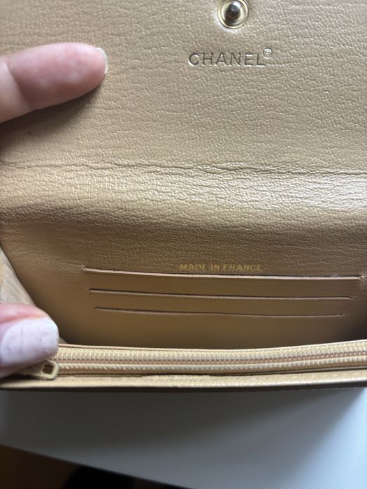 Carteira chanel bege
