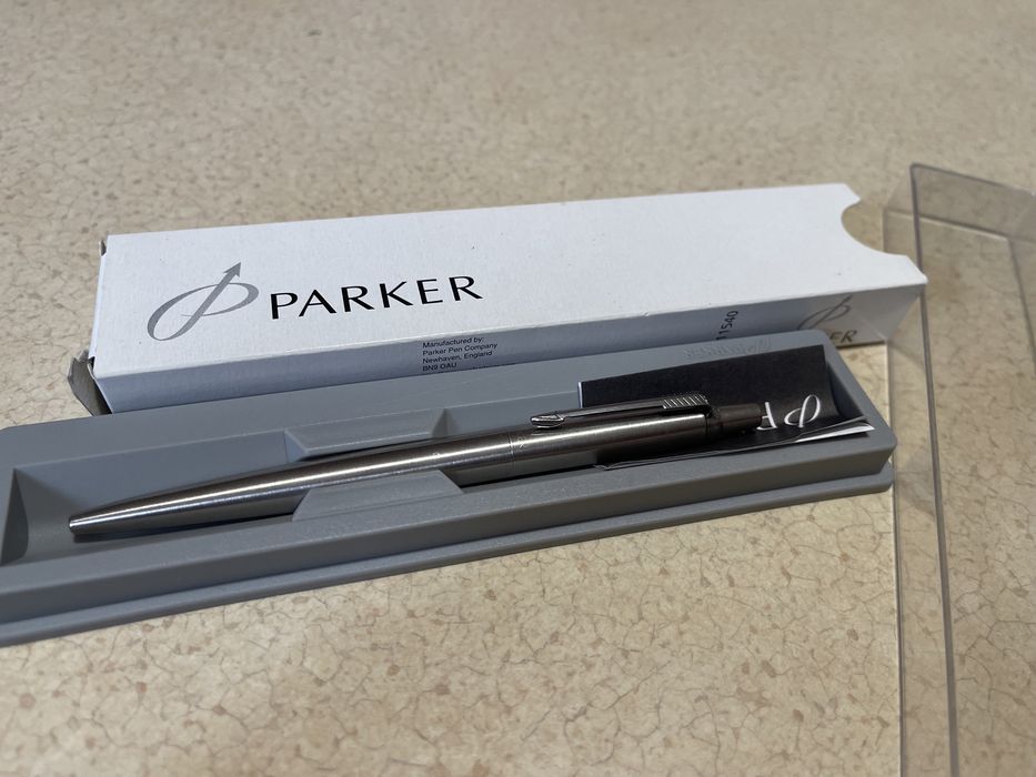Długopis Parker elegancki stalowy Nowy