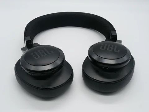 Fones JBL 660NC (garantia)