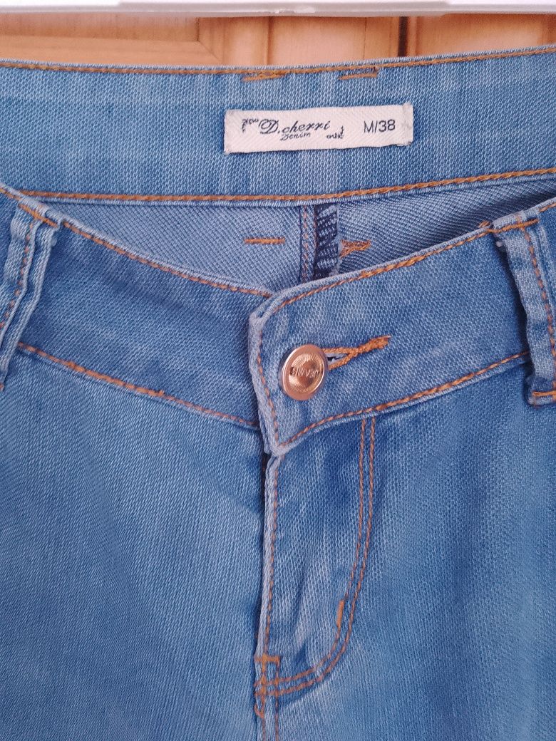 Spodnie jeansowe damskie rozmiar M firmy Denim