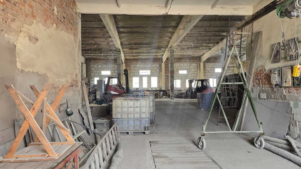 Продаж приміщення, Коростишів, 1846м.кв+офіс (24101164)