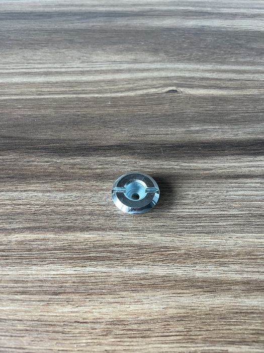 NOWA CZESKA nakrętka śruba TELESKOPU JAWA 50 kaczka pancerka mustang