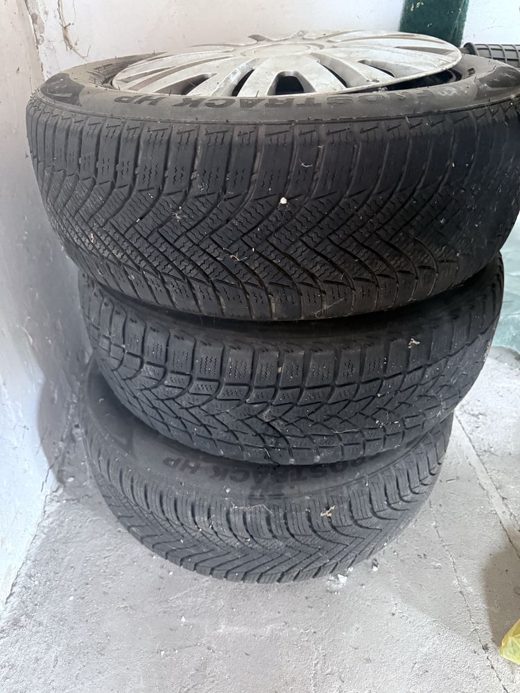 Opony 3 sztuki z felgami 206/60r16