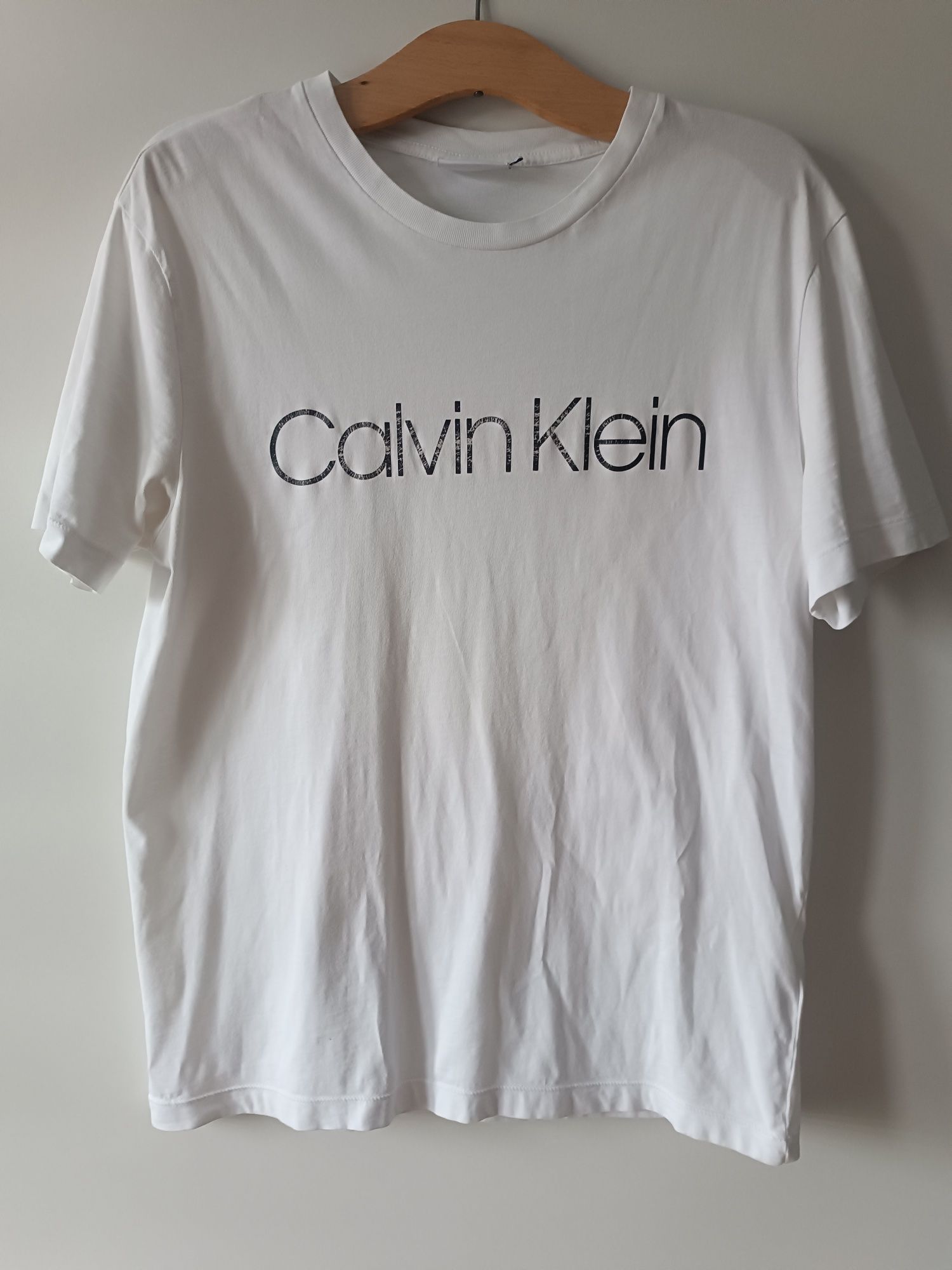 Biała koszulka Calvin Klein