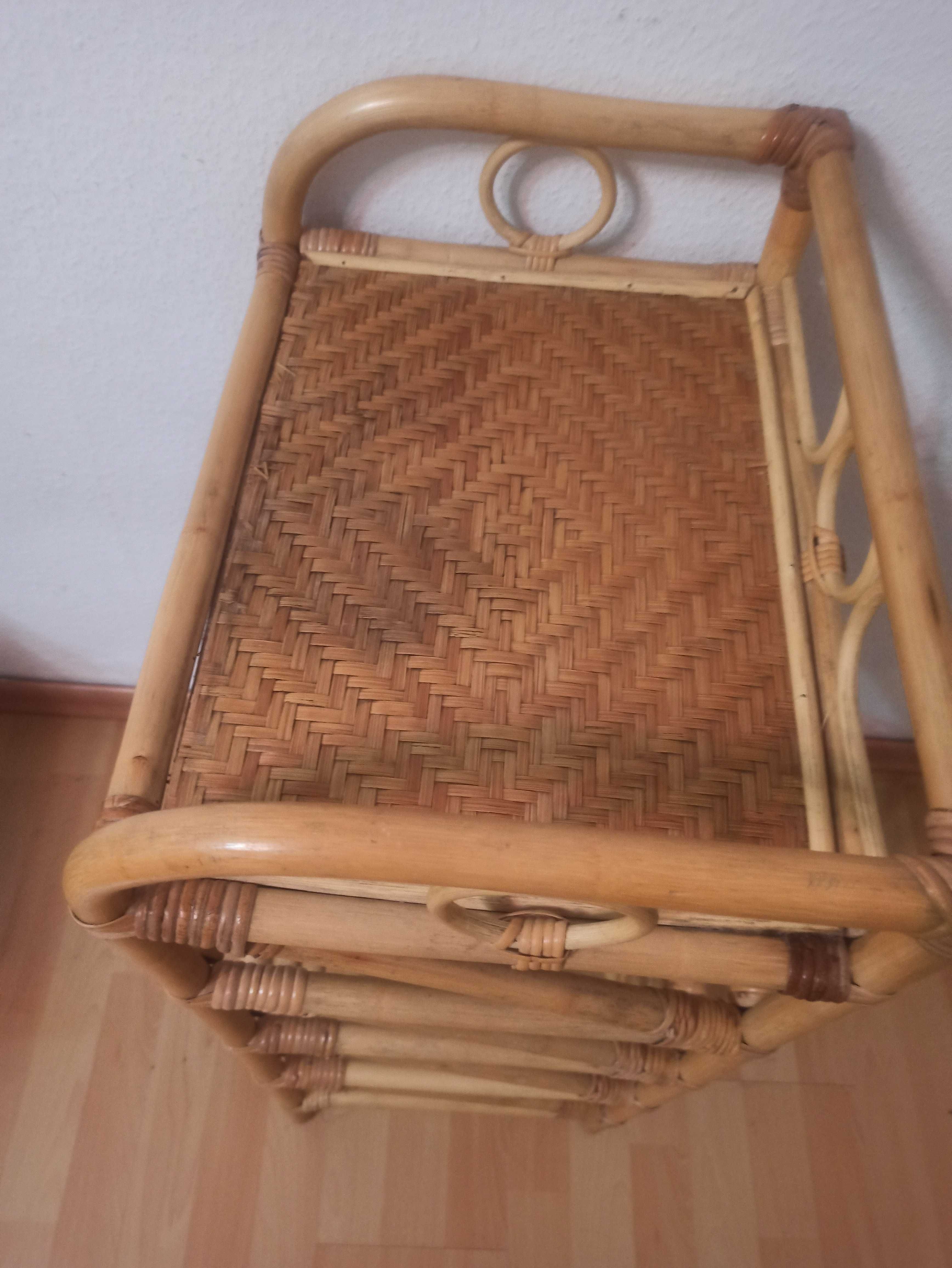 Szafka bambusowa