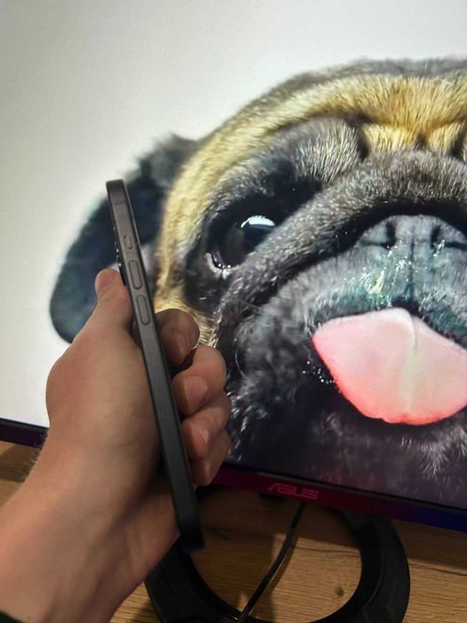 Вживайний Apple iPhone 15 Black 128Gb E-SIM