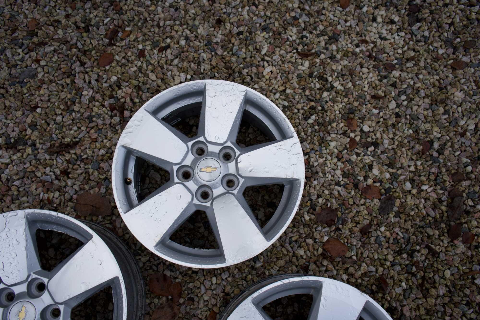 Felgi Alufelgi Chevrolet OEM R17 5x120 7j et 41