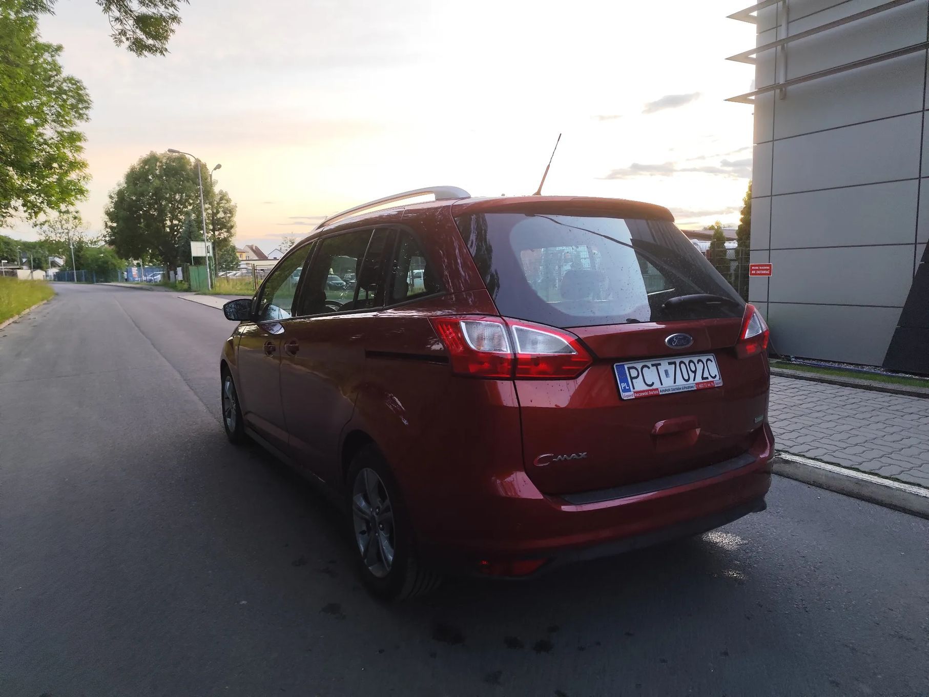 Ford Grand C-MAX Ford Grand C-Max 1.0 benzyna 125 KM, rejestracja 2017r, bezwypadkowy